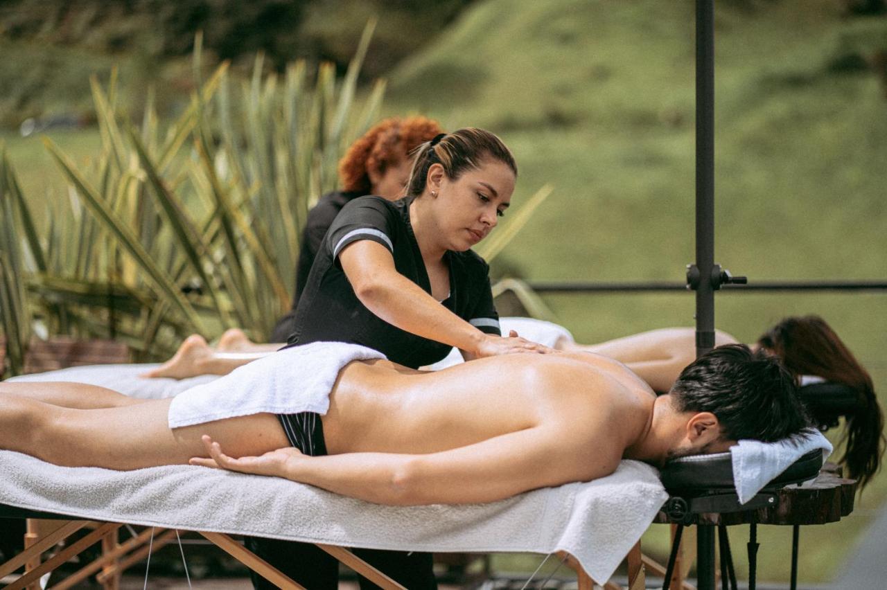 Domus Glamping Guatape 호텔 외부 사진